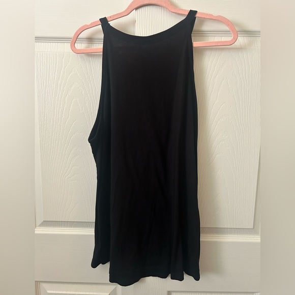 Torrid Black Tank Top with Daisy Heart Design - Picture 5 of 7